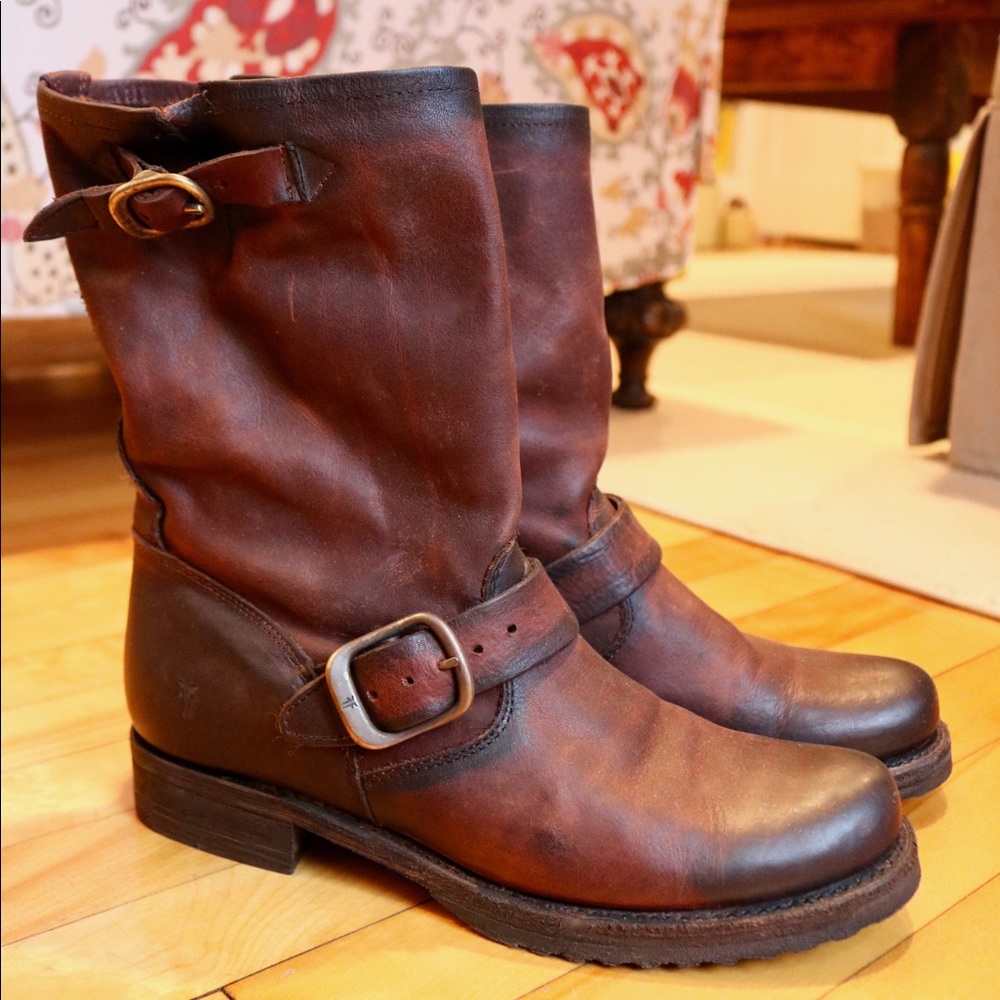 Frye Veronica Short Boots (Cognac, size 7)
